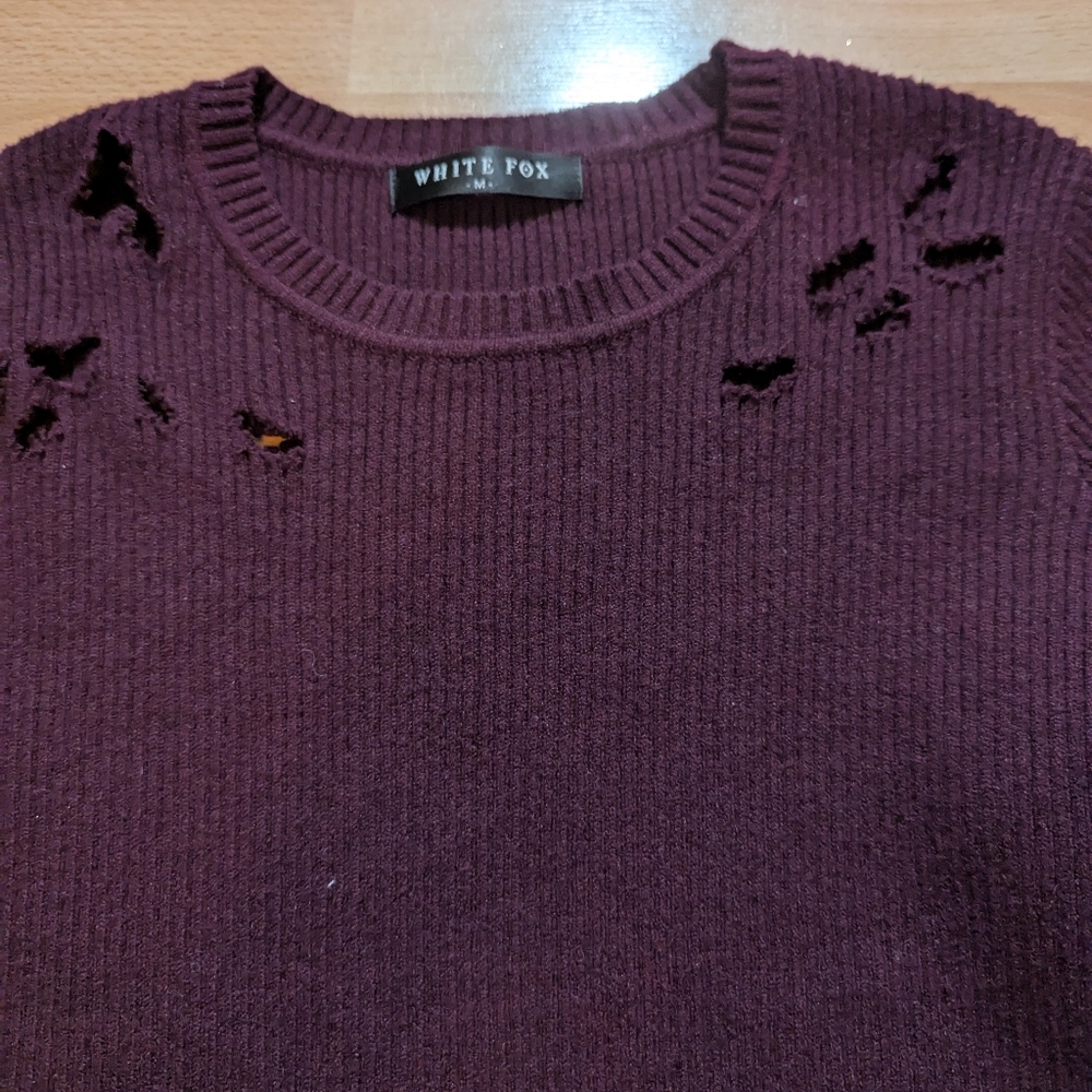 Women's White Fox Crop Knit - Picture 2 of 4